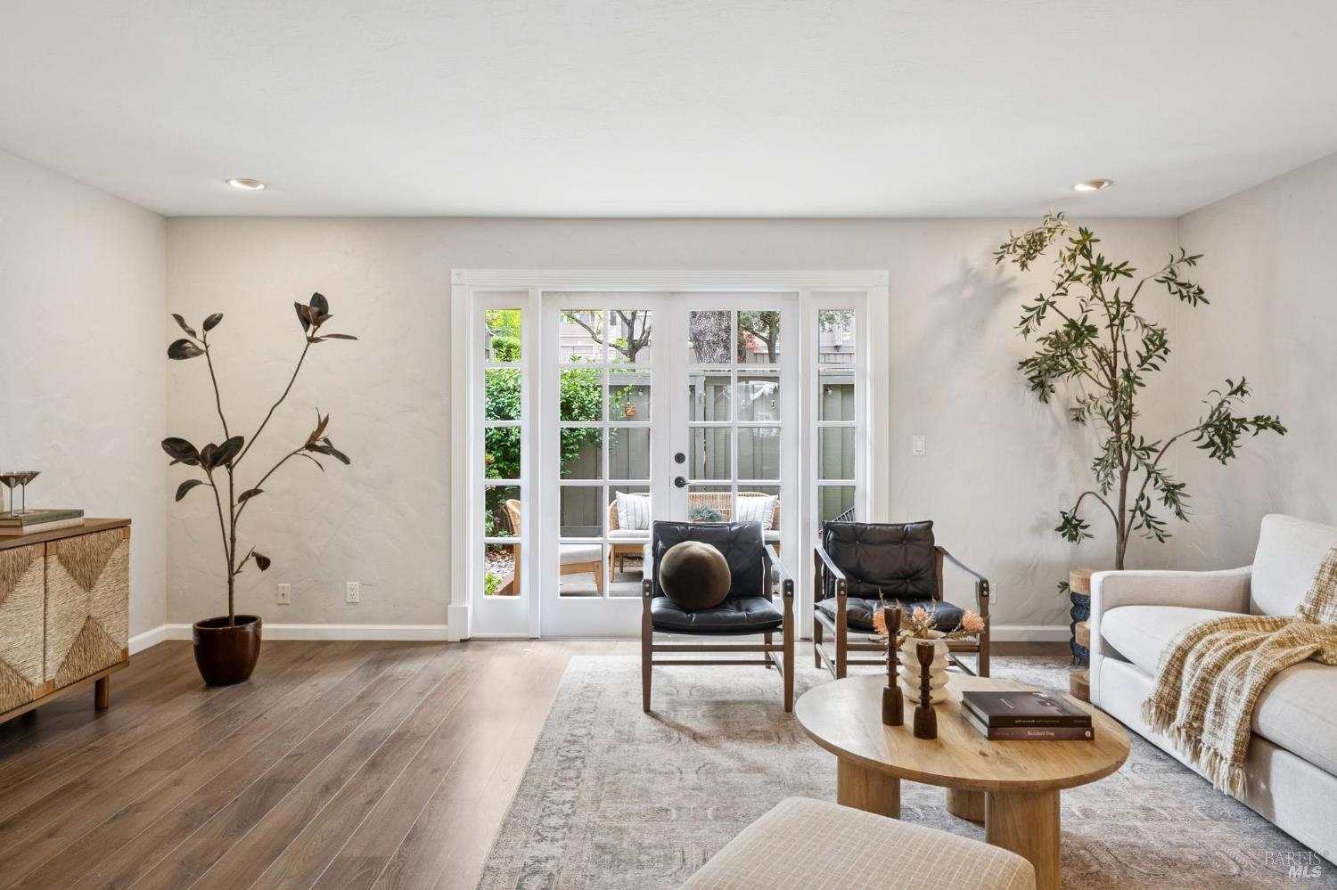1263 Valley Oak Court Novato CA 94947