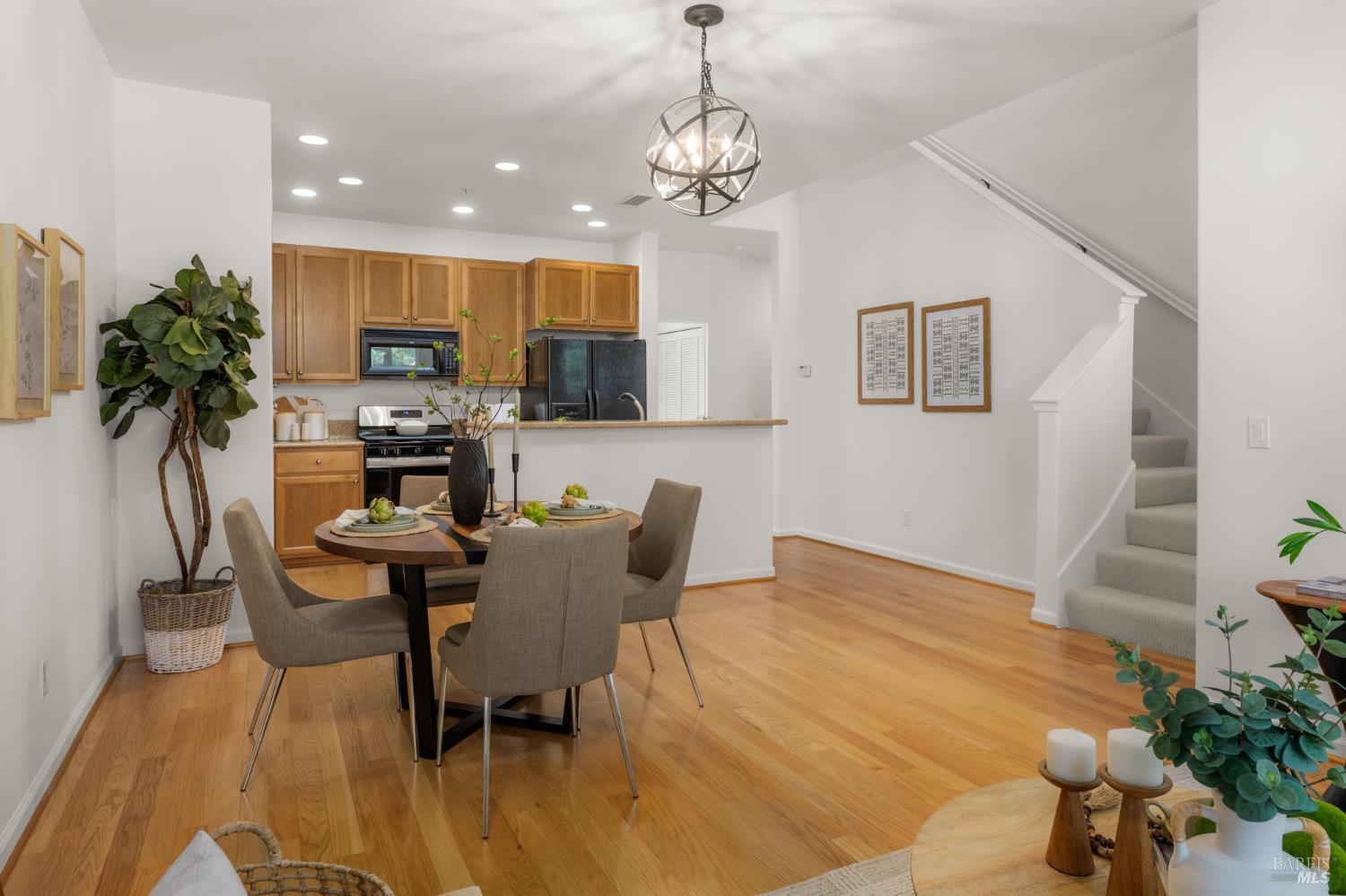 6935 Santero Way Cotati CA 94931