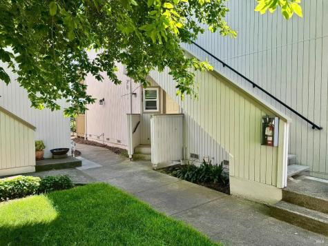 2528 Westberry Drive Santa Rosa CA 95403