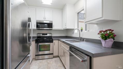 3335 Yulupa Avenue Santa Rosa CA 95405