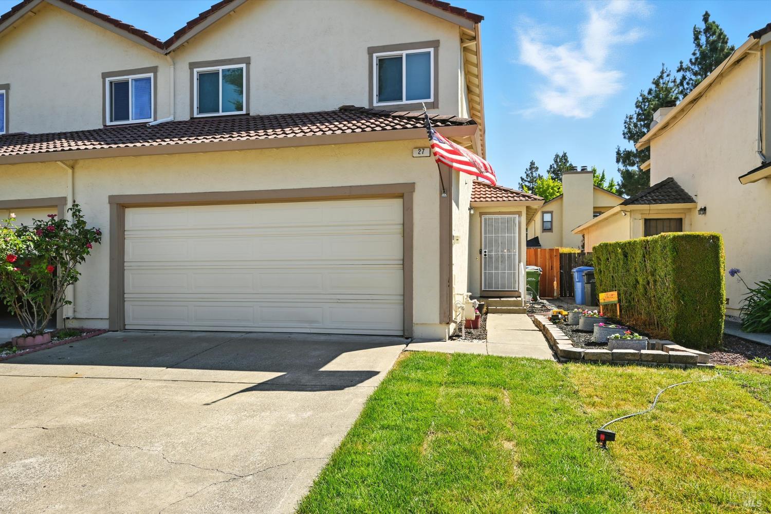27 Fredrick Drive Rohnert Park CA 94928