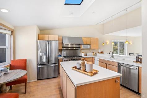 121 Red Hill Circle Tiburon CA 94920