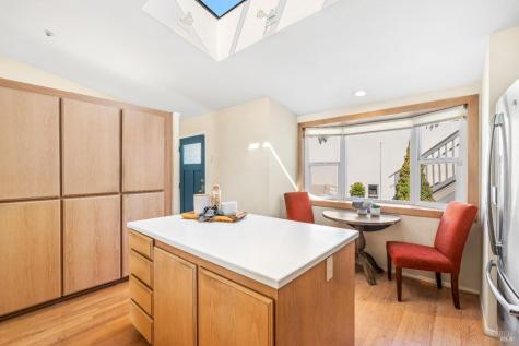 121 Red Hill Circle Tiburon CA 94920