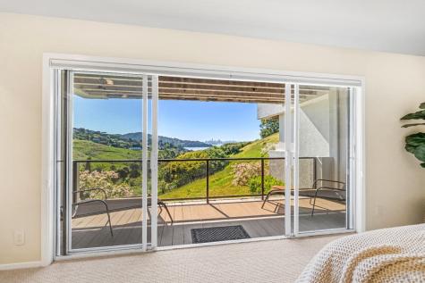 121 Red Hill Circle Tiburon CA 94920