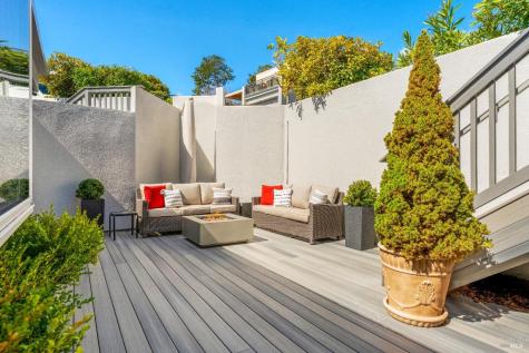121 Red Hill Circle Tiburon CA 94920