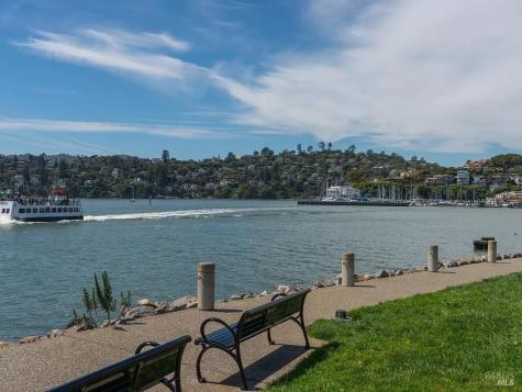 121 Red Hill Circle Tiburon CA 94920