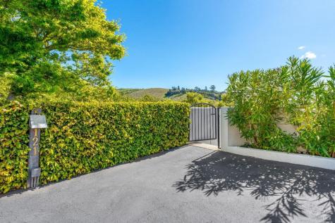 121 Red Hill Circle Tiburon CA 94920