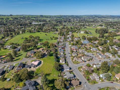 509 Larch Drive Petaluma CA 94952