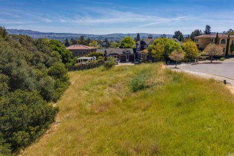 509 Larch Drive Petaluma CA 94952