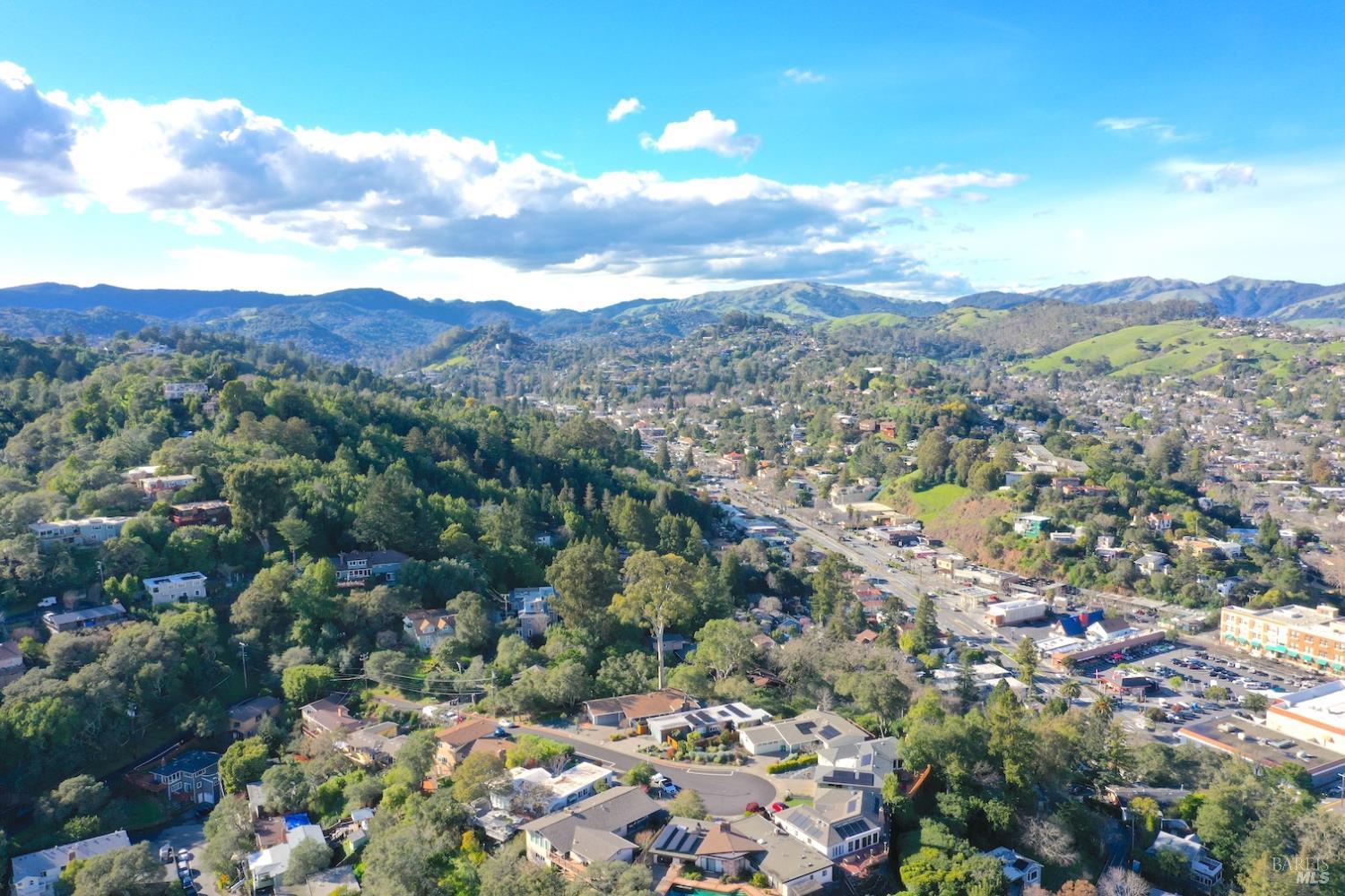 59-60 Clayton Street San Rafael CA 94901