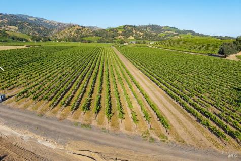 1260 Moody Lane Geyserville CA 95441
