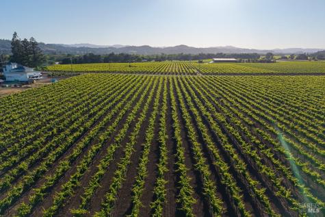 1260 Moody Lane Geyserville CA 95441