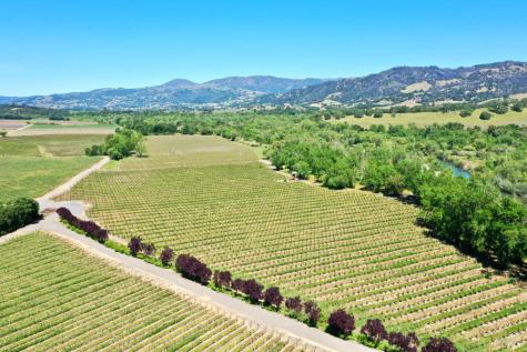 5520-1 W Soda Rock Lane Healdsburg CA 95448