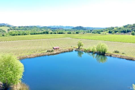 5520-1 W Soda Rock Lane Healdsburg CA 95448