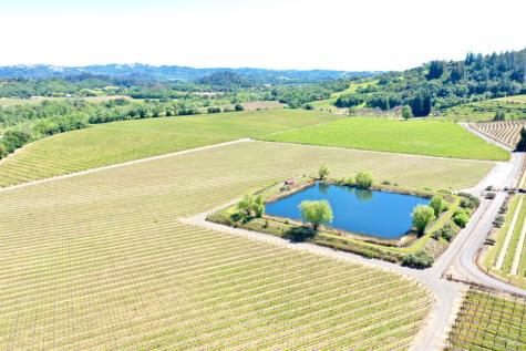 5520-1 W Soda Rock Lane Healdsburg CA 95448