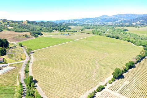 5520-1 W Soda Rock Lane Healdsburg CA 95448