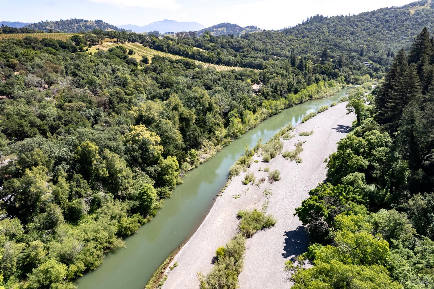 2491 Riverview Drive Healdsburg CA 95448