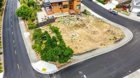 2100 Vintage Circle Santa Rosa CA 95404