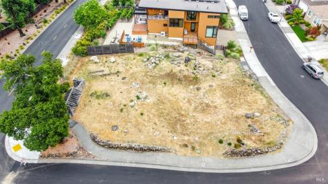 2100 Vintage Circle Santa Rosa CA 95404