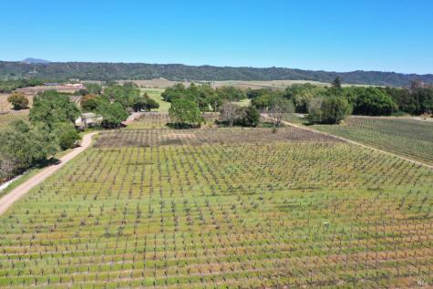 4304 Dry Creek Road Healdsburg CA 95448