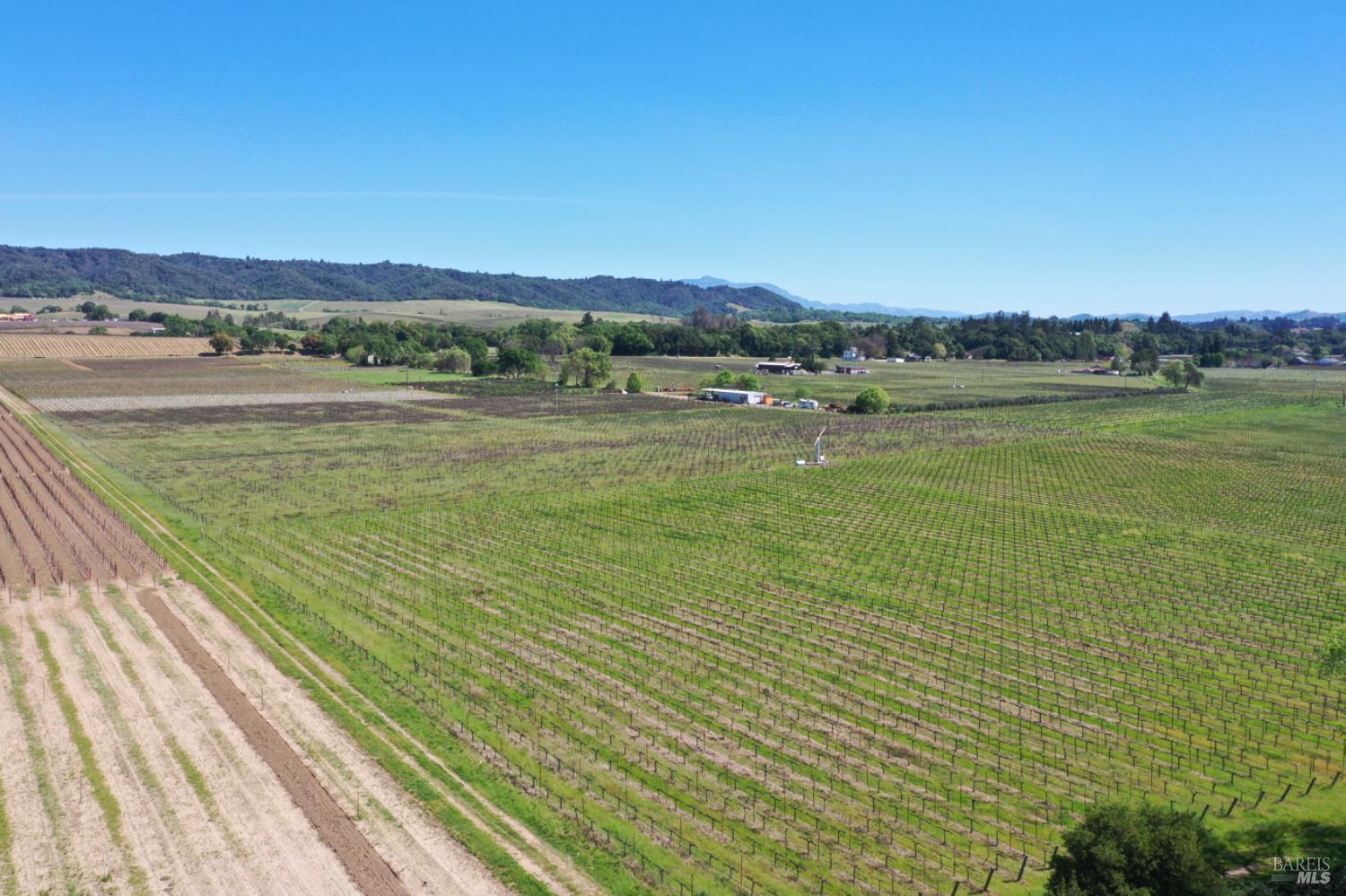 4304 Dry Creek Road Healdsburg CA 95448