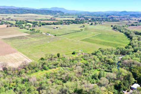4304 Dry Creek Road Healdsburg CA 95448