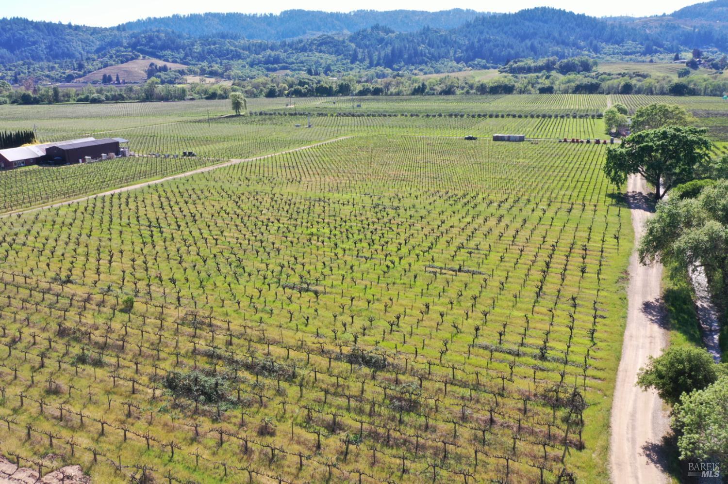 4304 Dry Creek Road Healdsburg CA 95448