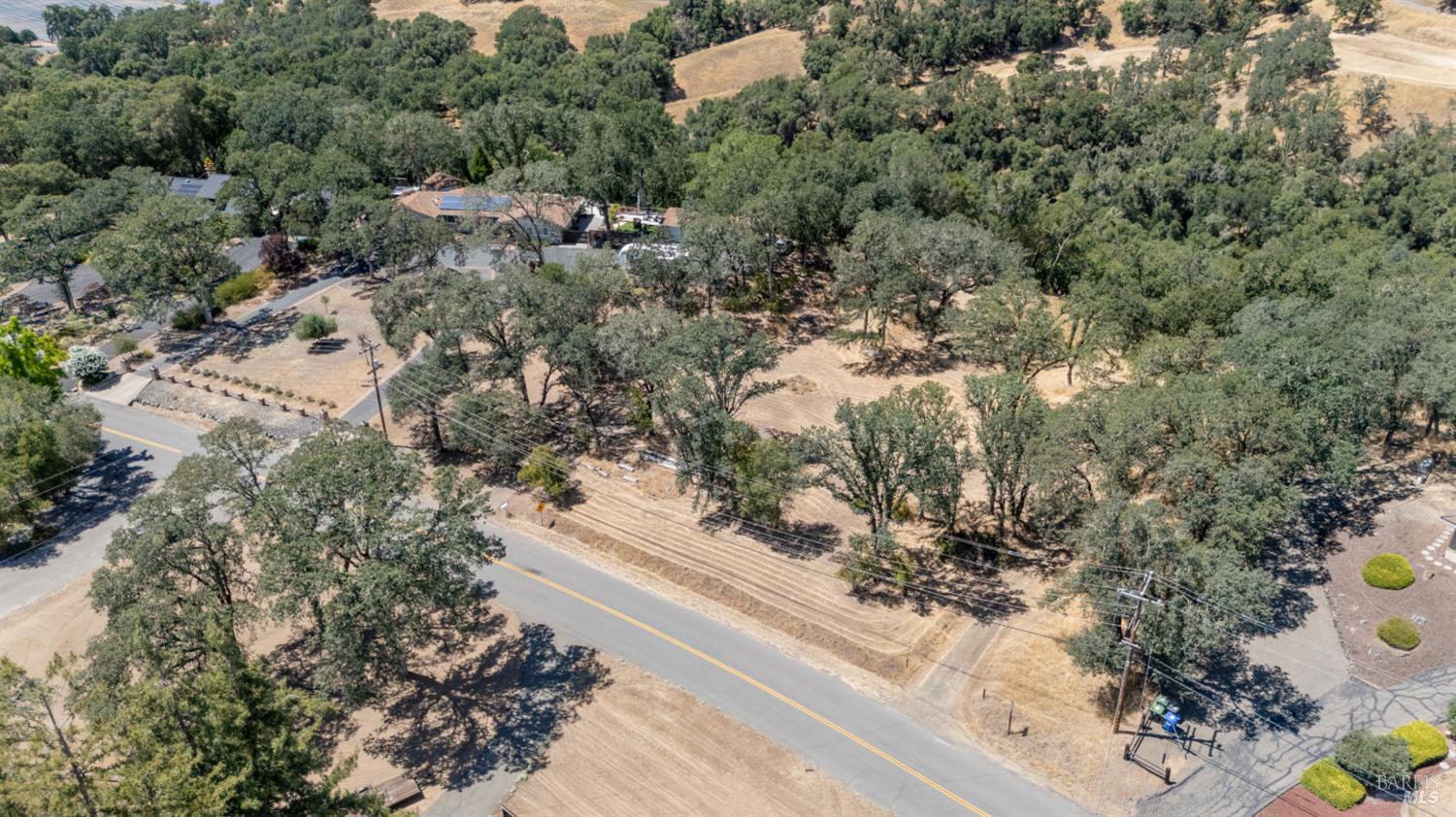 1760 Deerwood Drive Ukiah CA 95482