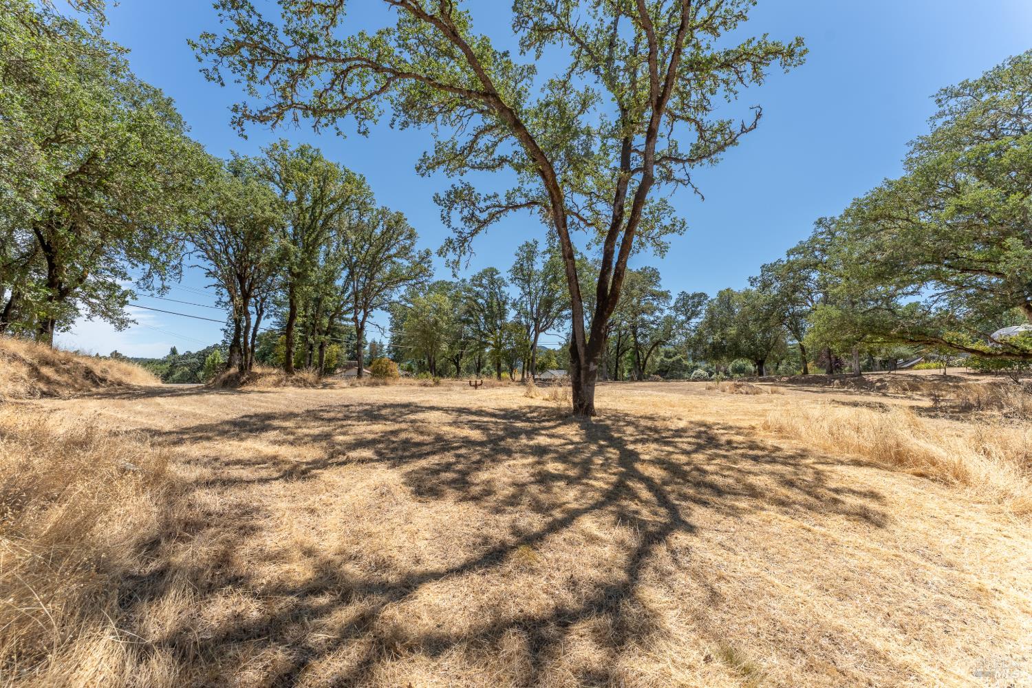 1760 Deerwood Drive Ukiah CA 95482
