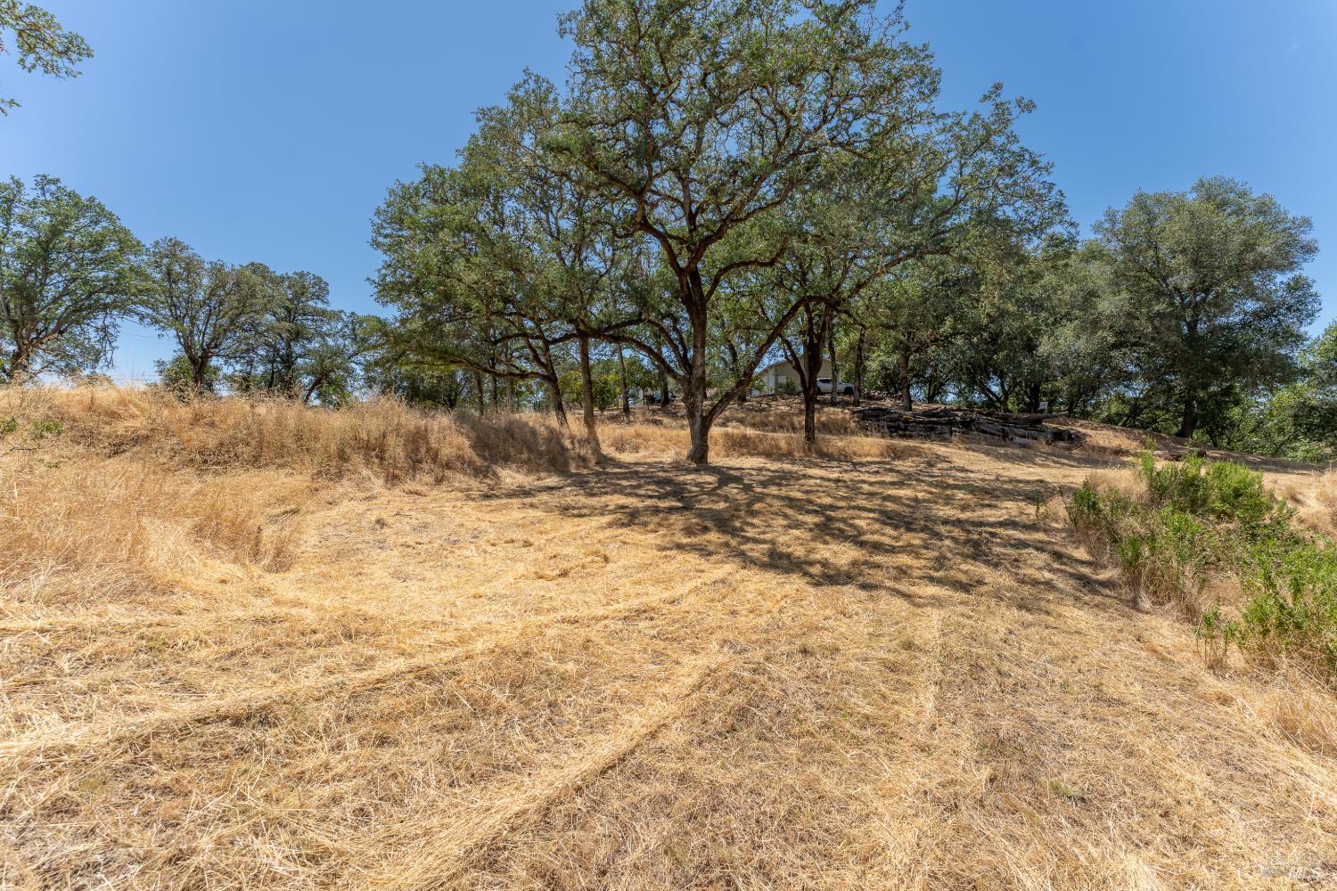 1760 Deerwood Drive Ukiah CA 95482