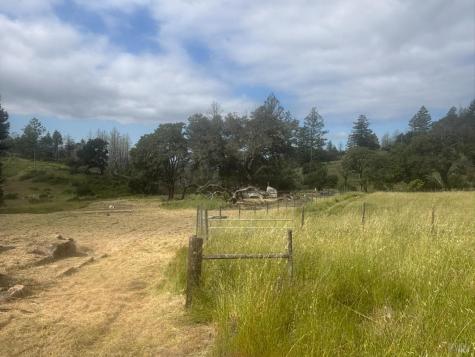6971 St Helena Road Santa Rosa CA 95404