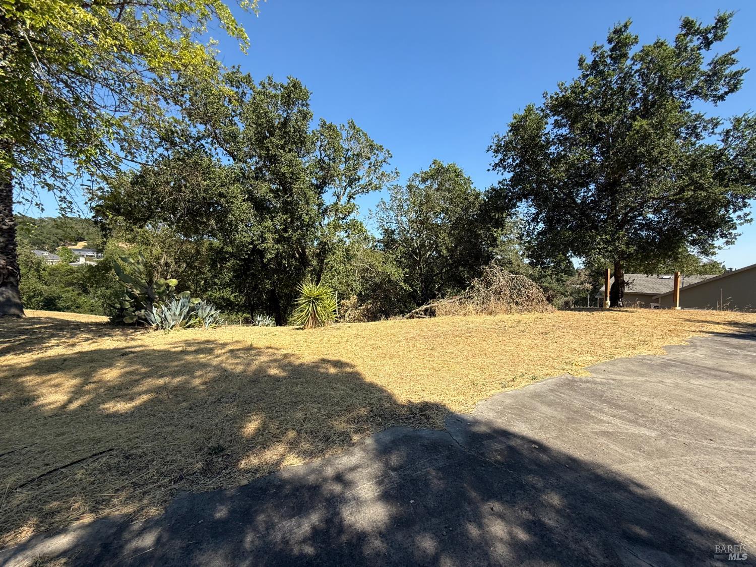 1584 Healdsburg Avenue Healdsburg CA 95448