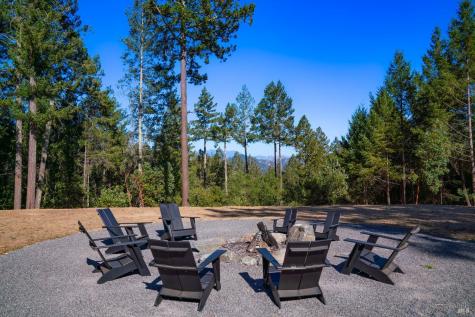 1260 Emerald Ranch Road Healdsburg CA 95448