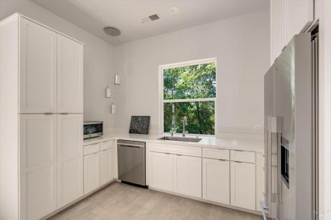 3389 Lake Park Court Santa Rosa CA 95403