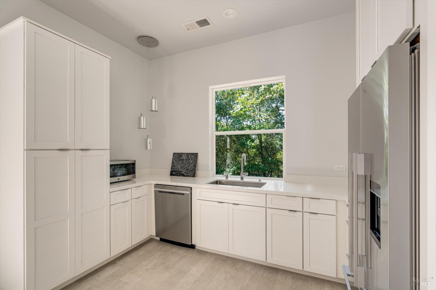 3389 Lake Park Court Santa Rosa CA 95403
