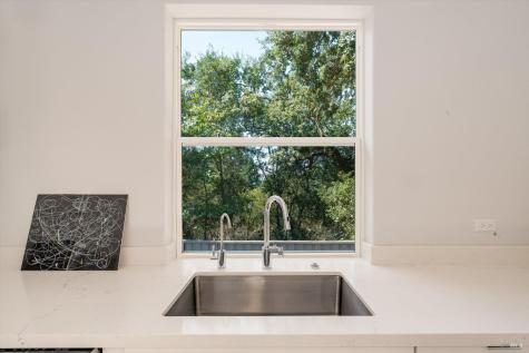 3389 Lake Park Court Santa Rosa CA 95403