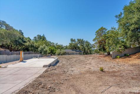 3389 Lake Park Court Santa Rosa CA 95403