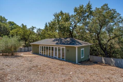 3389 Lake Park Court Santa Rosa CA 95403