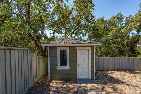 3389 Lake Park Court Santa Rosa CA 95403