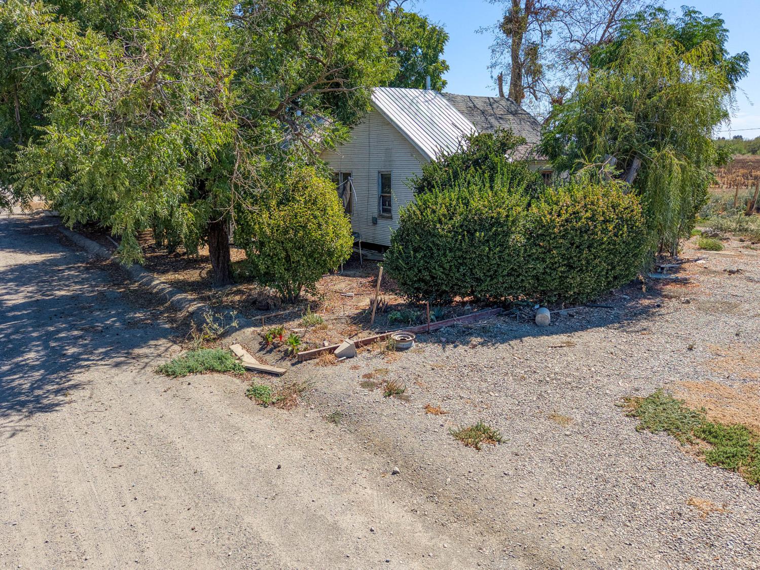 764 College City Road Arbuckle CA 95912