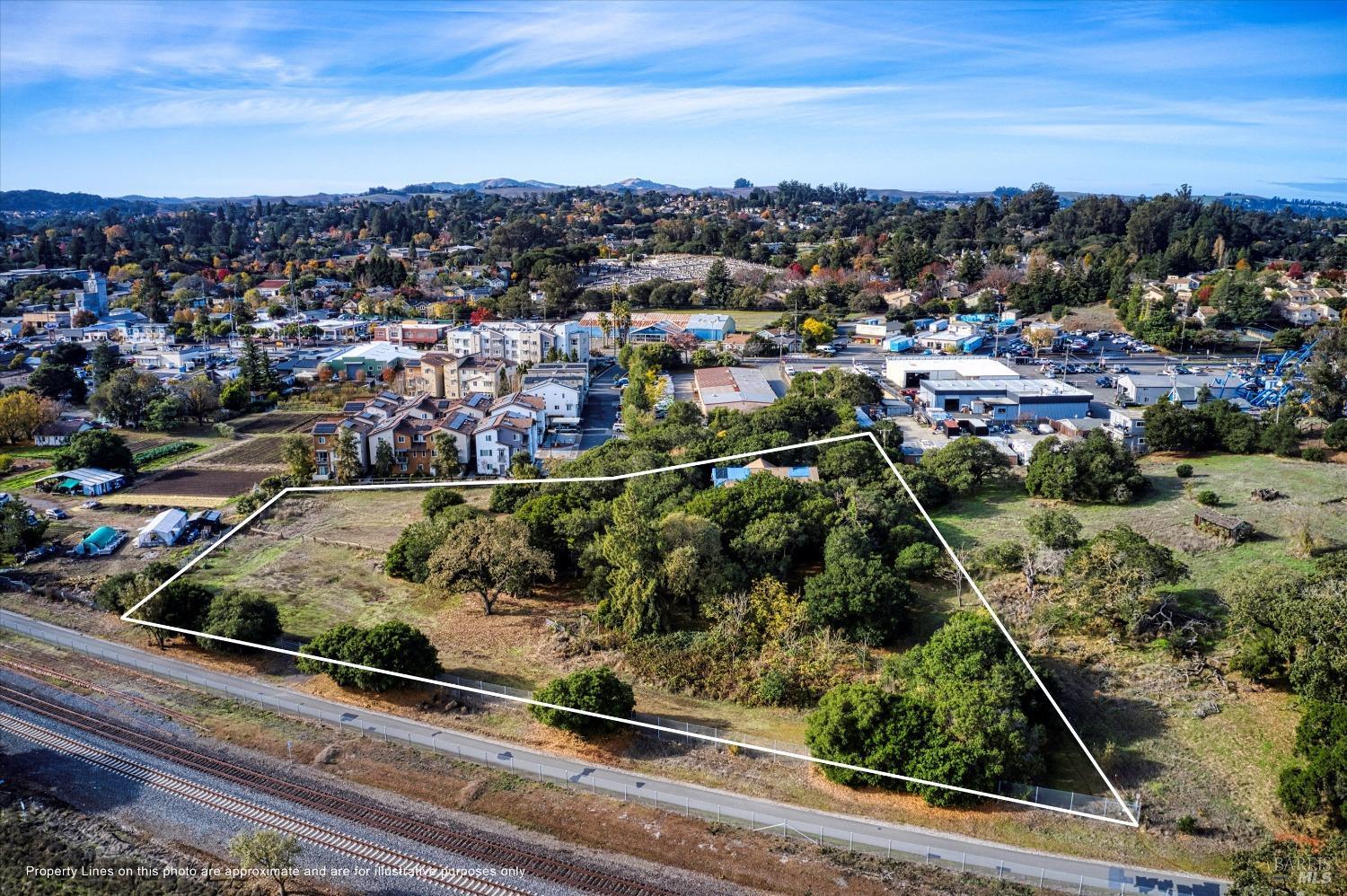 1252 Petaluma Boulevard N Petaluma CA 94952