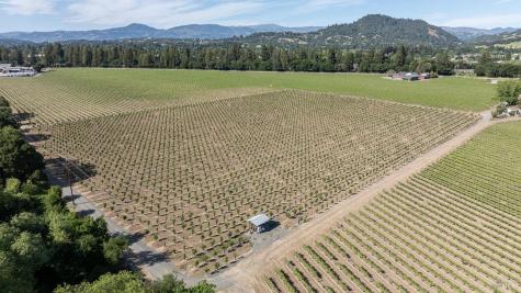 374 Kinley Drive Healdsburg CA 95448
