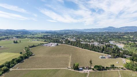 374 Kinley Drive Healdsburg CA 95448