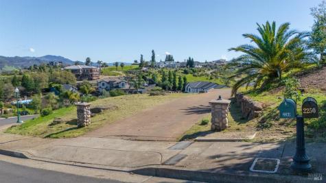 2260 Newgate Court Santa Rosa CA 95404