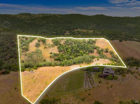 23655 Vineyard Road Geyserville CA 95441