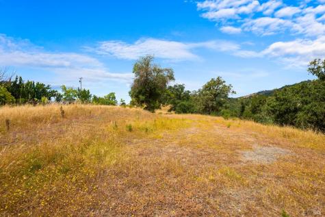 23655 Vineyard Road Geyserville CA 95441