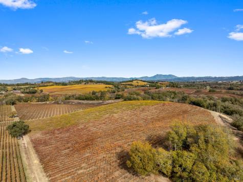 6750 River Road Forestville CA 95436