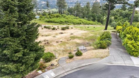 2017 Turnberry Court Santa Rosa CA 95403