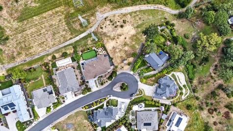2017 Turnberry Court Santa Rosa CA 95403