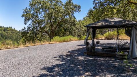 5364 Mill Creek Road Healdsburg CA 95448